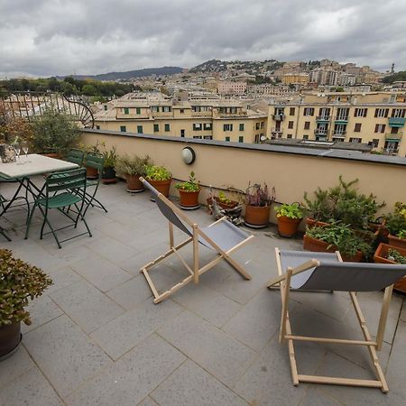 Altido Apt For 3 With Rooftop Balcony And Lovely Cityview Генуа Екстериор снимка