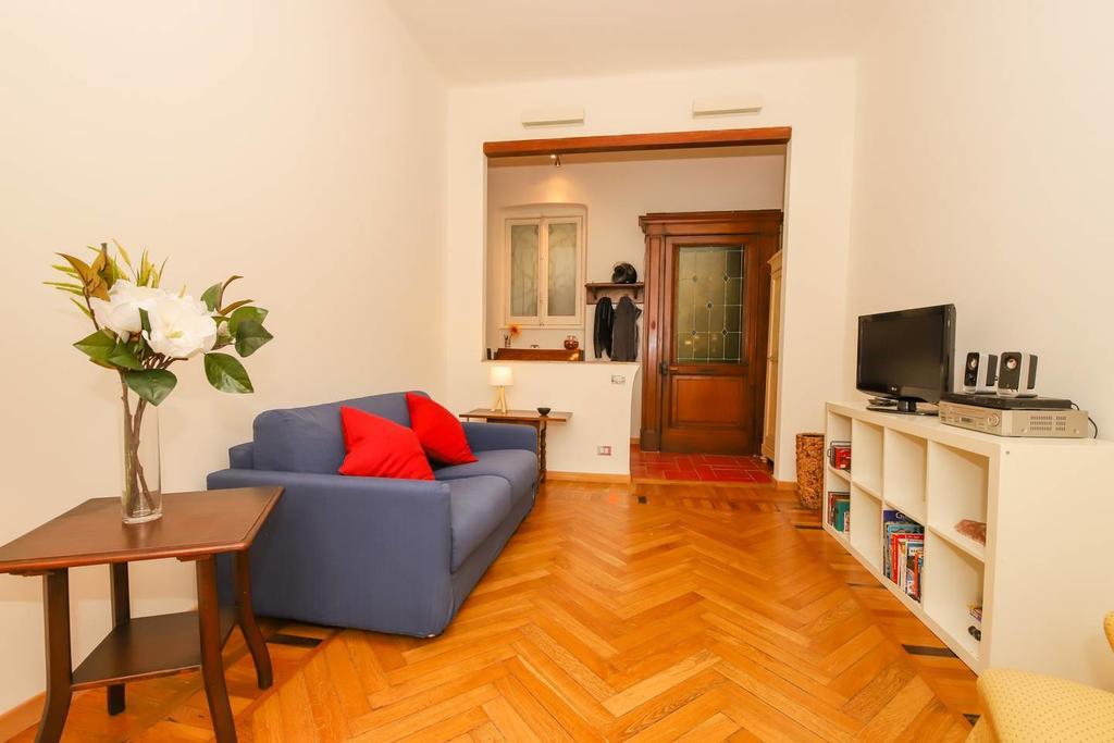 Altido Apt For 3 With Rooftop Balcony And Lovely Cityview Генуа Екстериор снимка